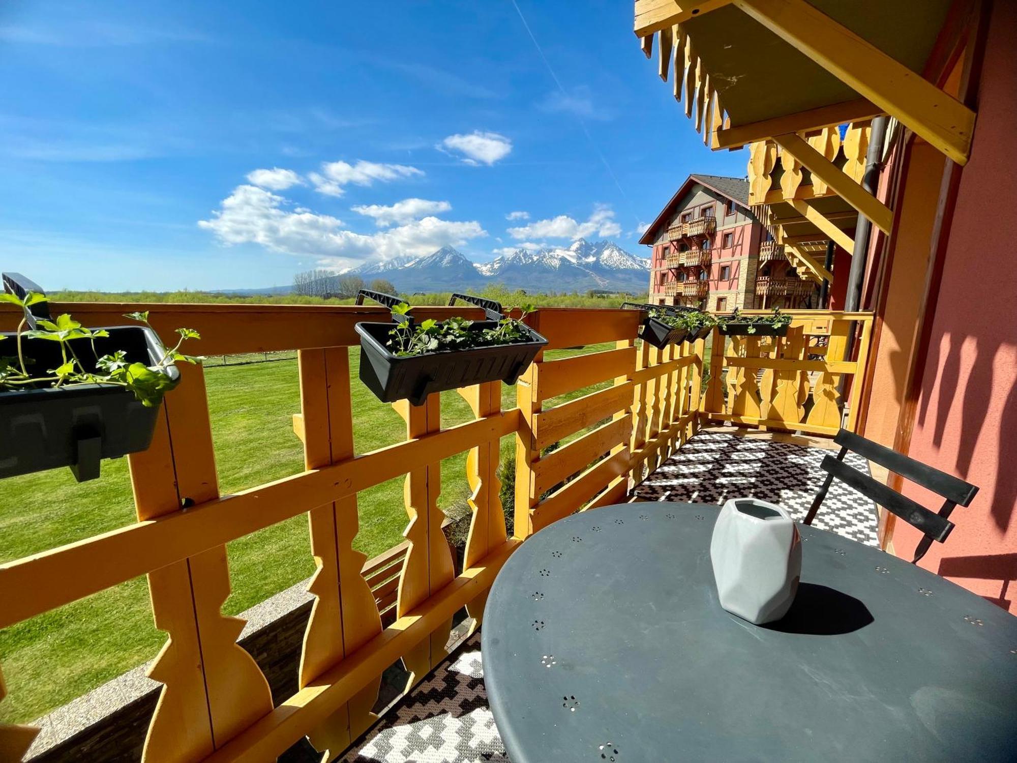 Apartment Kimo - Stunning View Of High Tatras Vel'ka Lomnica Esterno foto