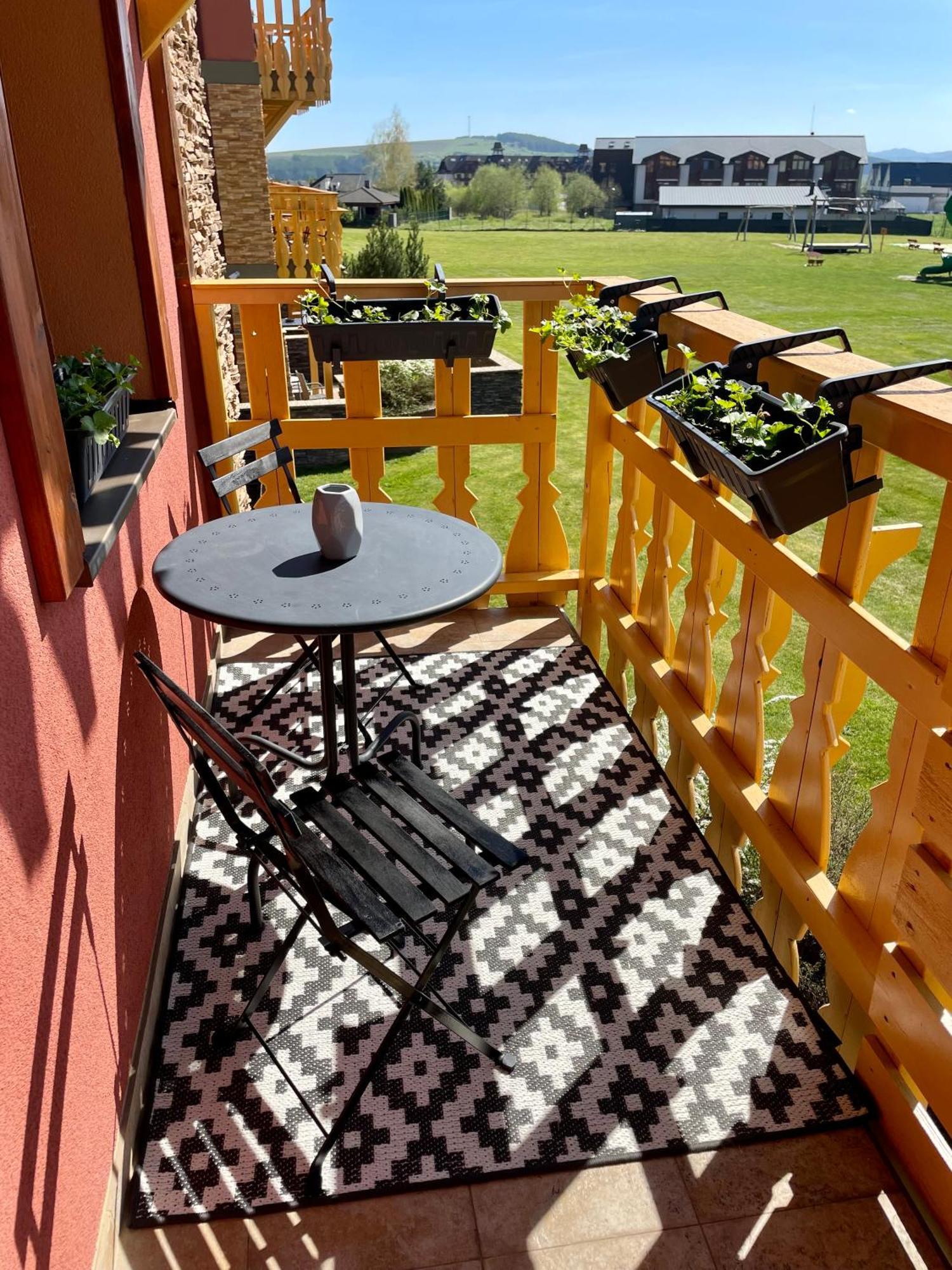 Apartment Kimo - Stunning View Of High Tatras Vel'ka Lomnica Esterno foto