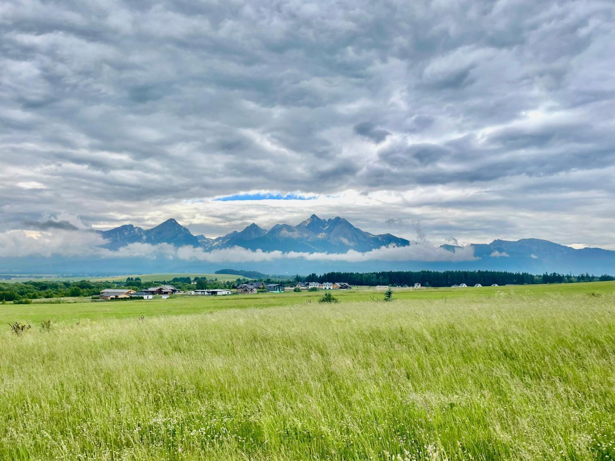Apartment Kimo - Stunning View Of High Tatras Vel'ka Lomnica Esterno foto